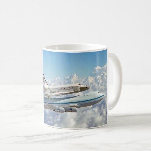 MUG AÉRONEF DE TRANSPORTEUR DE NAVETTE SPATIALE (Devant droit)
