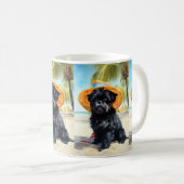 Mug Affenpinscher sur la plage, cadeau d'été pour les  (Devant droit)