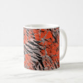 Mug Africain, tribal. Noir, rouge, gris. (Devant droit)