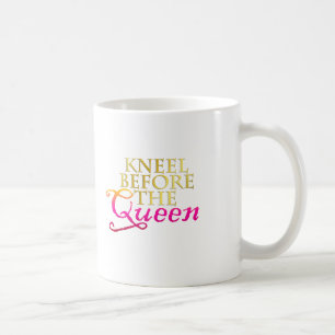 Mug Agenouillement avant la reine