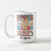 Mug Aider Little Minds Croissance cadeau enseignant su (Gauche)