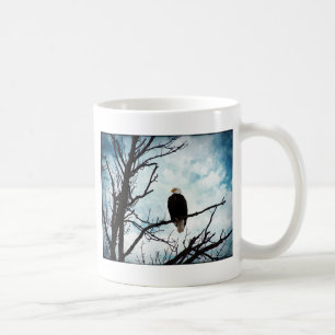 Mug Aigle à tête blanche dans un arbre avec ciel bleu
