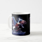 Mug Aigle avec ailes du drapeau américain (Devant gauche)