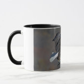 Mug Aigle chauve regardant un poisson (Gauche)