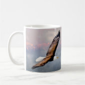 Mug Aigle de Bald S'envoler au-dessus de la faune des  (Gauche)