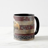 Mug Aigle majestueux et drapeau – Esprit de liberté (Devant droit)