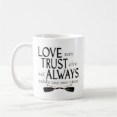 Mug Aimez beaucoup, faites confiance à quelques uns (Gauche)