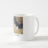 Mug Aimez-moi - chiot mignon de beagle Snoopy (Devant droit)