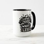 Mug Aimez plus d'inquiétude moins (Devant droit)