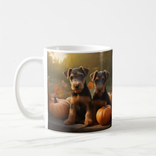 Mug Airedale Chiot Automne Citrouille délice (Gauche)