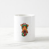 Mug Airedale Terrier dans le casquette de Noël (Centre)