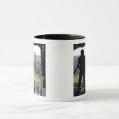 Mug Airman regarde une chute d'entraînement (Centre)