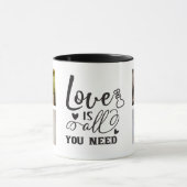 Mug AJOUTER DES PHOTOS FAMILIALES / L'amour est tout c (Centre)