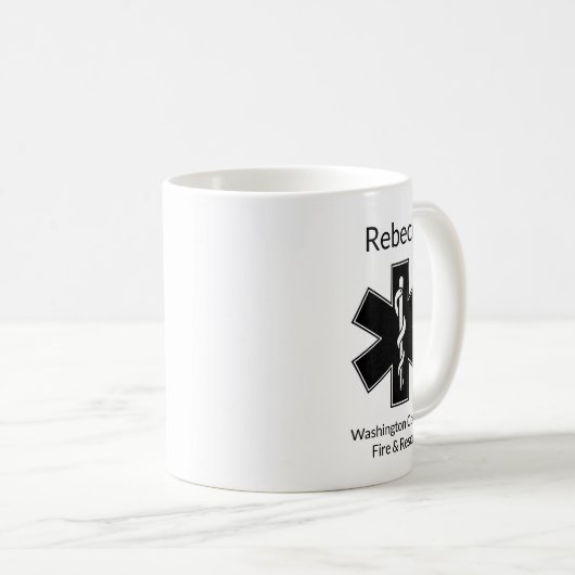 Mug Ajouter un nom EMT au feu de comté et Secourir (Devant droit)