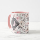 Mug Ajouter votre monogramme| Motif rose et gris class (Devant gauche)