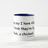 Mug AJOUTEZ complètement de l'humour de poulets (Centre)