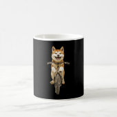 Mug Akita (Centre)
