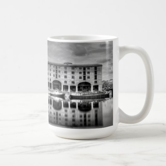 Mug Albert Dock Liverpool Réflexions (Droite)