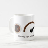 Mug Alimenté par Café et décisions douteuses Faible én (Devant gauche)