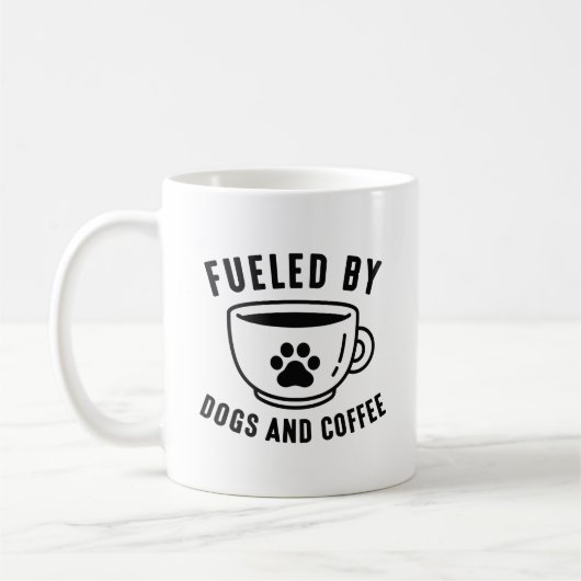 Mug Alimenté Par Des Chiens Et Du Café (Gauche)