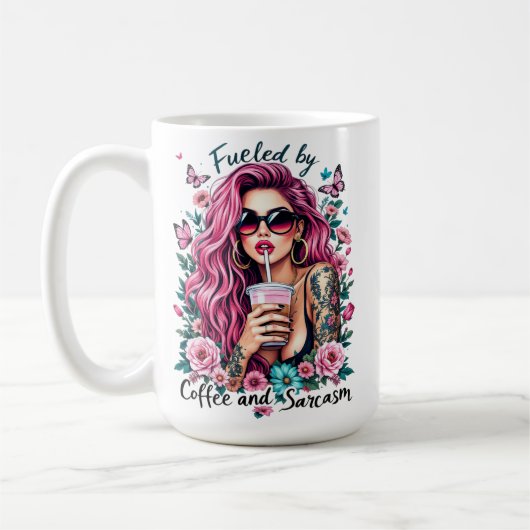 Mug Alimenté par le café et le sarcasme (Gauche)