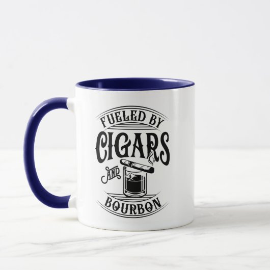 Mug Alimenté Par Les Cigares Et Bourbon (Gauche)