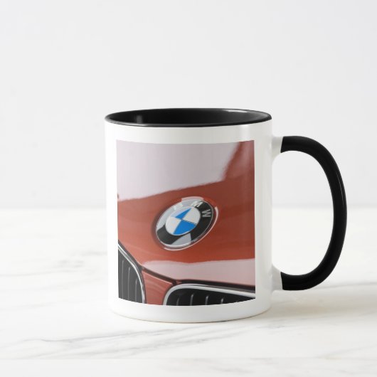 Mug Allemagne, Bayern-Bavière, Munich. BMW Welt Car 2 (Droite)