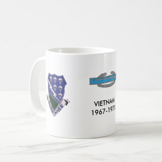 Mug alpha asskicking, currahee seal2, cib, VIETNAM1… (Devant gauche)