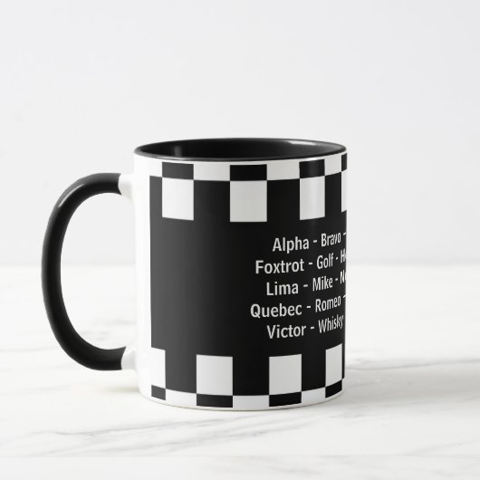 Mug Alpha Bravo Charlie Echo Alphabet phonétique (Gauche)