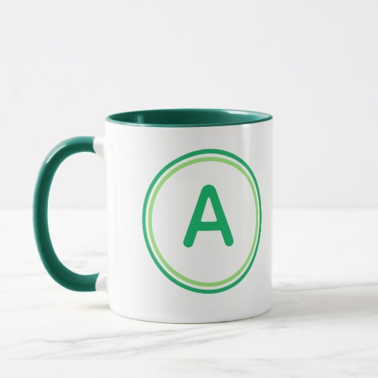 Mug Alphabet de lettres rondes, design de cercle vert (Gauche)