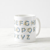 Mug Alphabet Swirl Doré – Élégant (Devant droit)
