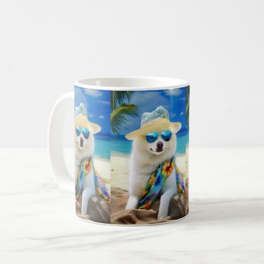 Mug American Eskimo on Beach, cadeau d'été pour amoure (Devant gauche)