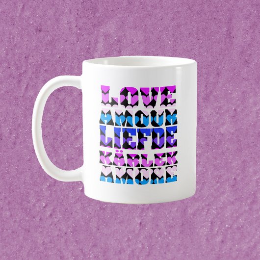 Mug Amour Typographie Langues Multiples Cœurs Rose