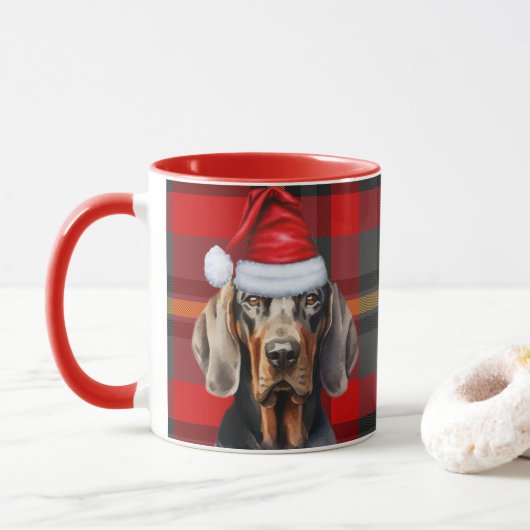 Mug Amoureux des chiens Rouge Plaid Noir Tan Coonhound (Avec donut)