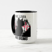 Mug Amusant "Neuf vies zéro pauses" Amoureux des chats (Devant gauche)