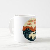 Mug Amusant randonnée, l'aventure attend (Devant gauche)