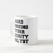 Mug Analyste de sécurité informatique au travail achar (Devant gauche)