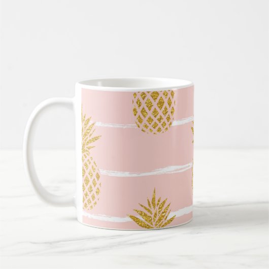 Mug Ananas en or, Arrière - plan d'été rayé. (Gauche)