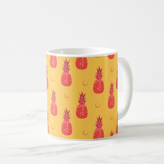 Mug Ananas rose sur arrière - plan orange. Patte trans (Devant droit)