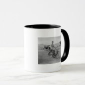 Mug Ancienne motocyclette avec projecteur de lanterne (Devant droit)
