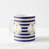 Mug Ancre familiale et couronne sur Bleu & Blanc rayé (Devant gauche)
