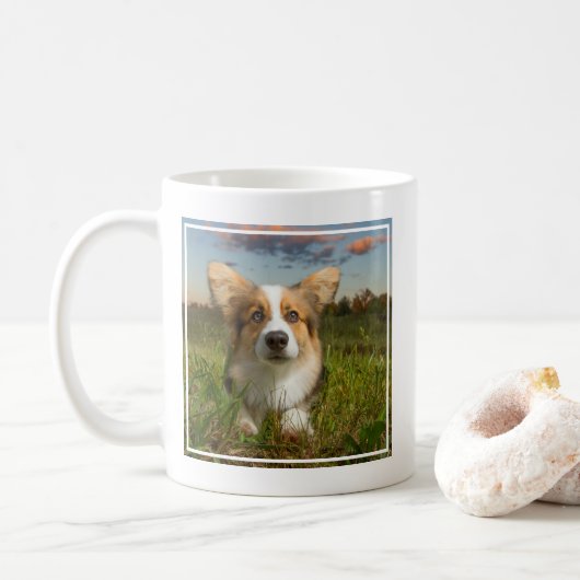 Mug Animaux de bébés cutest | Corgi dans le nuage (Avec donut)