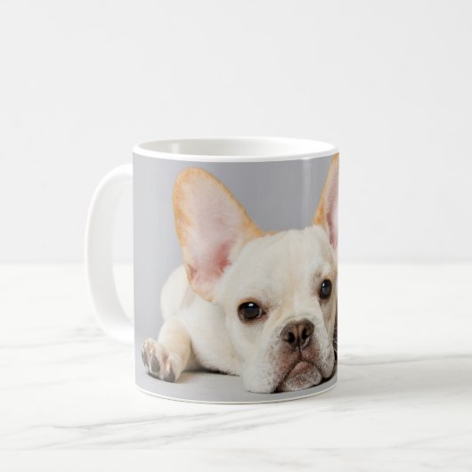 Mug Animaux de bébés cutest | French Bulldog Lying Dow (Devant gauche)