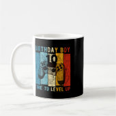 Mug Année Anniversaire Garçon 10 fois à niveau jusqu'a (Gauche)