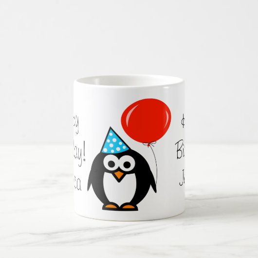 Mug anniversaire Pingouin avec ballon rouge et nom (Centre)
