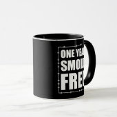 Mug Anniversaire sans fumée d'un an (Devant droit)
