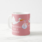 Mug Annonce de grossesse de grand-mère rose Stork Bébé (Devant gauche)