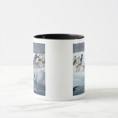 Mug Antarctique, île Paulet. Pingouins d'Adelie (Centre)