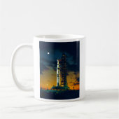 Mug Apollo 4 Saturn V sur la protection un complexe 39 (Gauche)