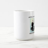 Mug Apoya un abogado de l'ONU… (Centre)